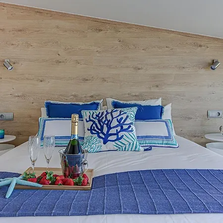 Ribadomar Caion آكورونيا